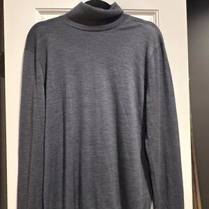 The Men's store Bloomingdales Turtleneck Sweater 100% wool medium dark grey